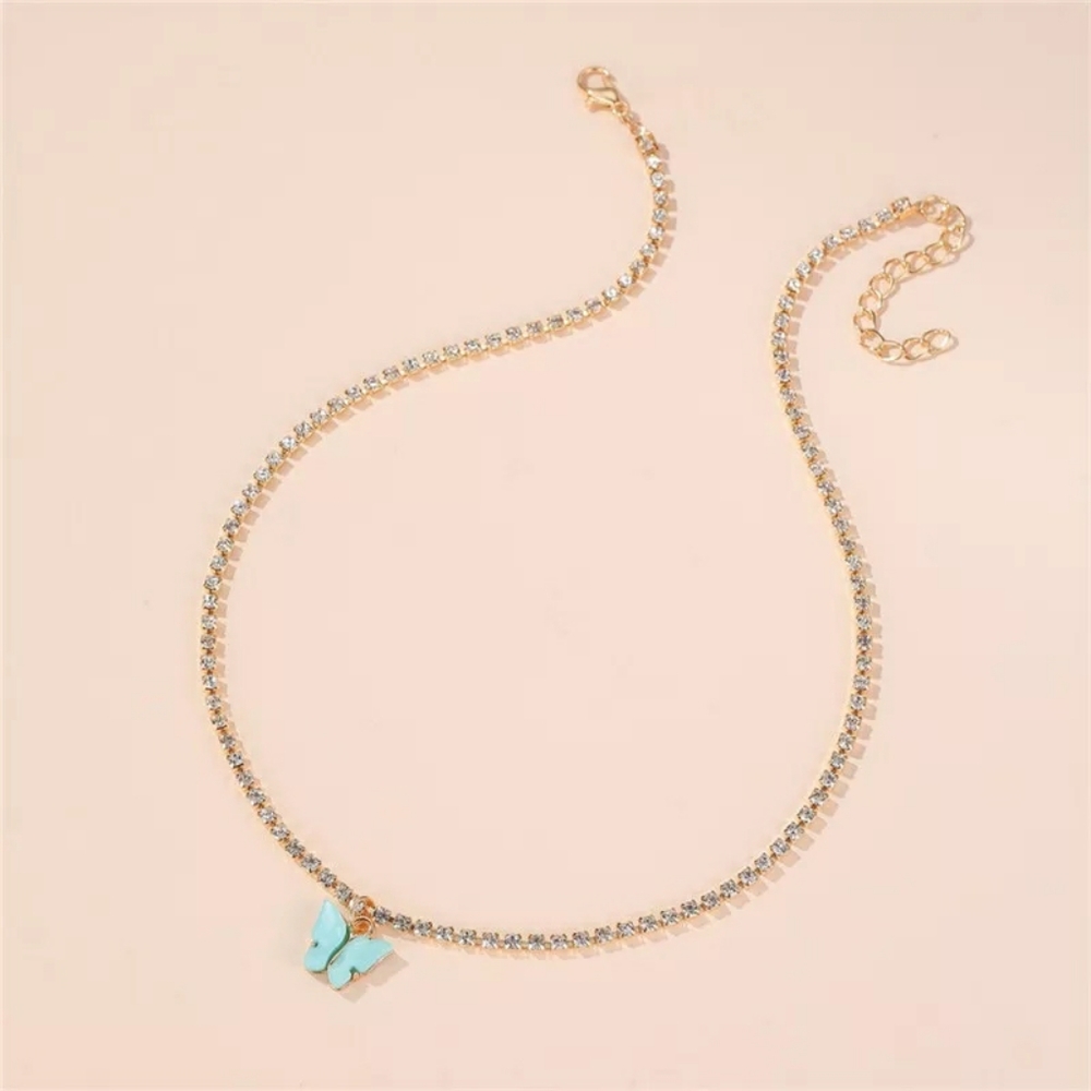 🦋 Acrylic blue butterfly crystal chain necklace - Picture 2 of 6